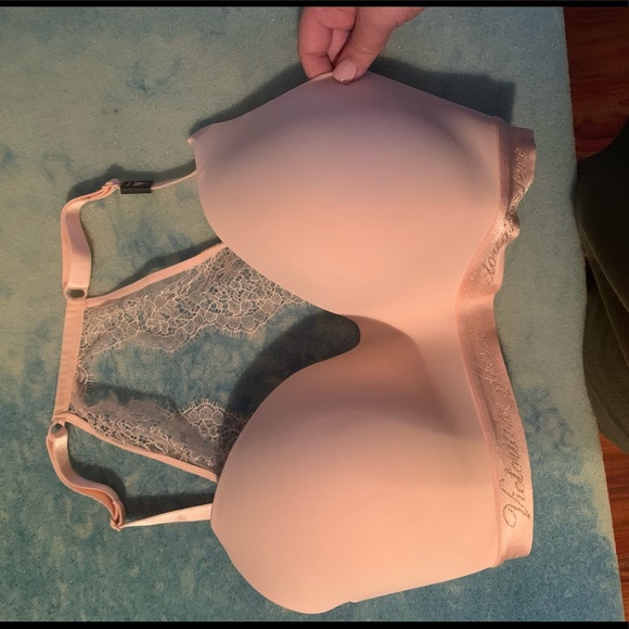 Victoria Secret Bra - Picture 2 of 3